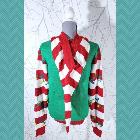 Urban Heritage Santa's Worker Hooded Christmas Sweater - Picture 3 of 4